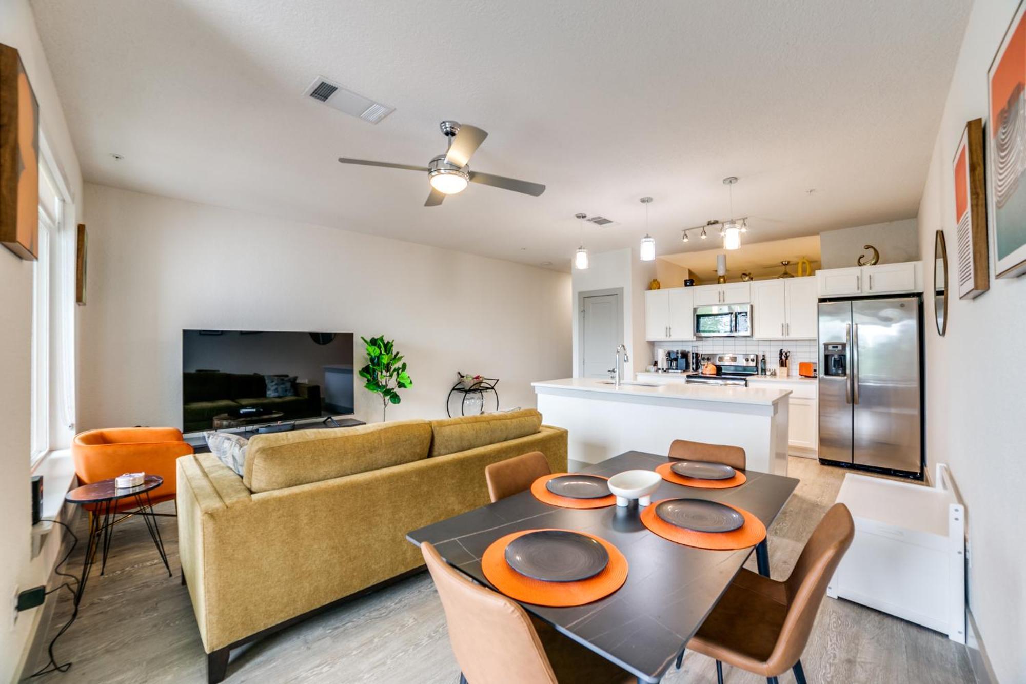 Downtown Apartment With Riverwalk Views Free Parking Pet Friendly Centrally Located On The Riverwalk San Antonio Kültér fotó